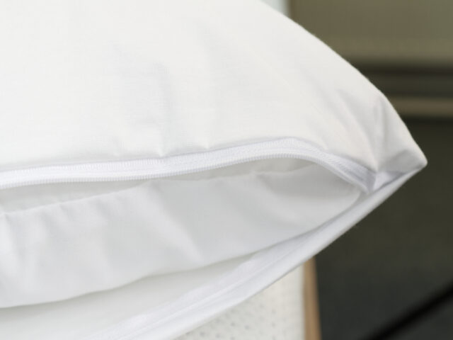 Tencel nepropustny chra nic na polsta r se zipem brotex od 237 kc2.jpg