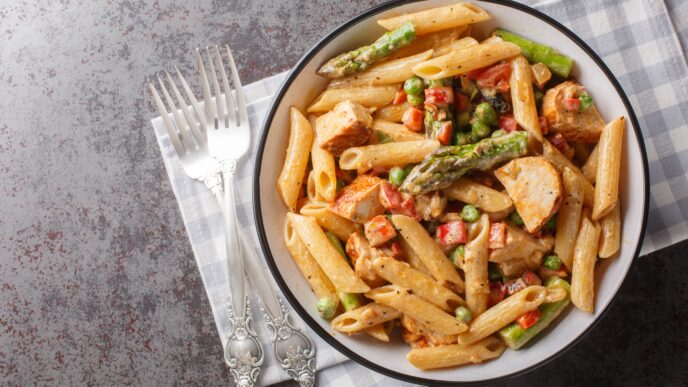 penne so zelenou špargľou