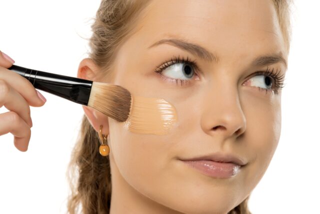 tekutý make up