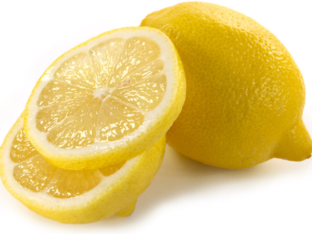 Fresh lemon juice.jpg