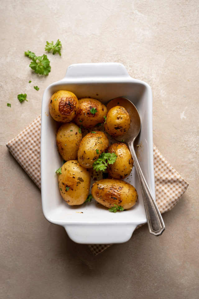 PSST! Toto sú tajné triky pre perfektné pečené zemiaky