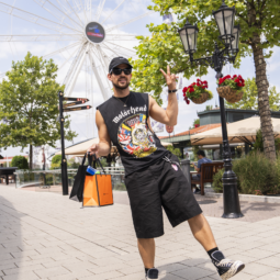 Dj pufflick v designer outlet parndorf.png