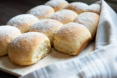 Dokonalé buchty s orechovou plnkou