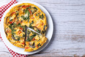 Rýchly tortilla quiche: Slaný koláč bez cesta, ktorý si zamilujete