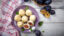 Tvarohové ovocné knedle za pár minút: Jednoduchý recept z troch surovín, ktorý zvládne každý
