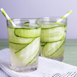 Svieži domáci uhorkový sirup: Jednoduchý recept na letné osvieženie