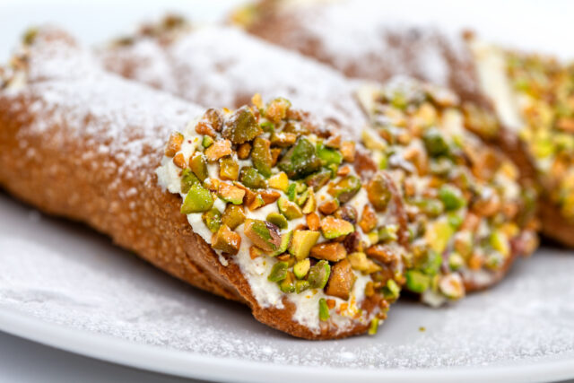 Pistáciové cannoli - Sicília na jazyku