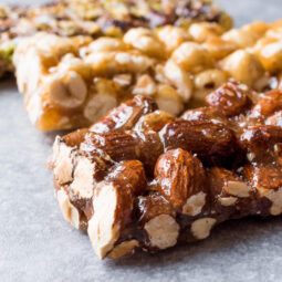 Orechové tyčinky: prirodzený snack, ktorý vás nesklame