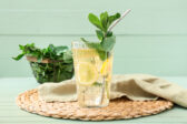 Osvieženie z vašej záhrady: Domáci sirup z medovky