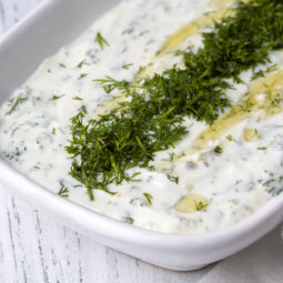 Tzatziki – grécka lahôdka, ktorá osvieži a zasýti
