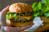 Domáci hamburger, ktorý sa vyrovná reštauračnému