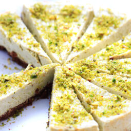 Neodolateľný pistáciový cheesecake: jemný, bohatý a pripravený za chvíľu