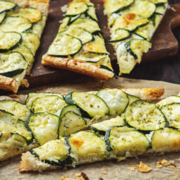 Cuketová pizza – ľahká, hravá a bez výčitiek