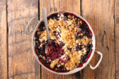 Crumble – sladká bodka, ktorá vás rozmazná kedykoľvek v roku