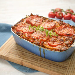 Zapekané lasagne s paradajkami, ricottou a šunkou