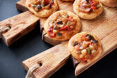 Pizza slimáky: chutné jednohubky, ktoré zvládne každý. Skúste ich s čerstvými surovinami namiesto kečupu