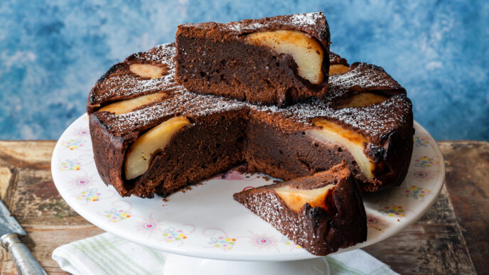 Hruškový brownies koláč: vláčny, čokoládový a neuveriteľne jednoduchý