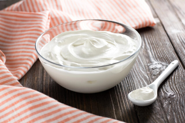 Jogurt a reflux: ako si uľahčiť trávenie a predísť páleniu záhy