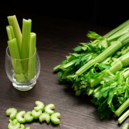 Stopkový zeler – zelený zázrak pre telo aj myseľ