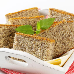 Makovník, ktorý zachráni každú návštevu. Ako vybrať ten správny mak a čo pridať, aby bol nezabudnuteľný