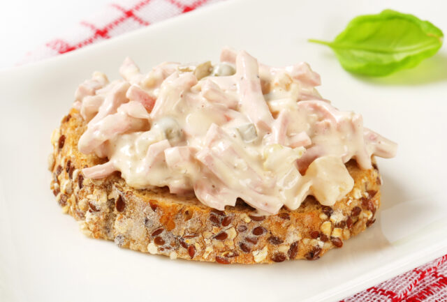 Vlašský šalát na chlebe