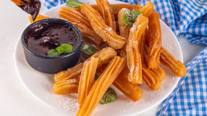 Churros – chrumkavá španielska dobrota, ktorá vás zahreje aj poteší