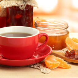 Doprajte si chvíľu pokoja pri šálke teplého čaju