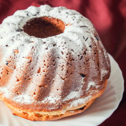 Lahodná jogurtová bábovka, ktorú zvládne každý začiatočník