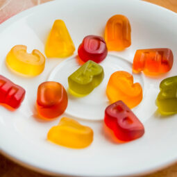 Domáce ovocné želé cukríky: Jednoduchá sladkosť, ktorú deti milujú