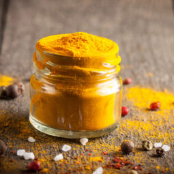 Kurkuma alebo karí? Prezradíme, v čom sa líšia a ako ich v kuchyni čo najlepšie využiť