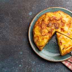 Rýchla večera zo zemiakov a kuracieho mäsa