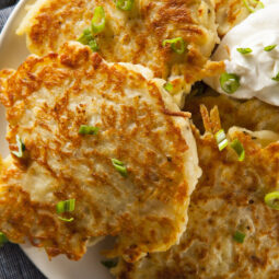 Lahodné zelerové placky so syrom: chutia teplé aj studené