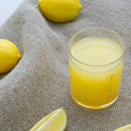Citrónová šťava: malý zázrak pre kuchyňu aj domácnosť