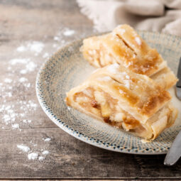 Dokonalá jablková plnka do závinu: Ako ju pripraviť tak, aby zostala vo vnútri a krásne držala tvar