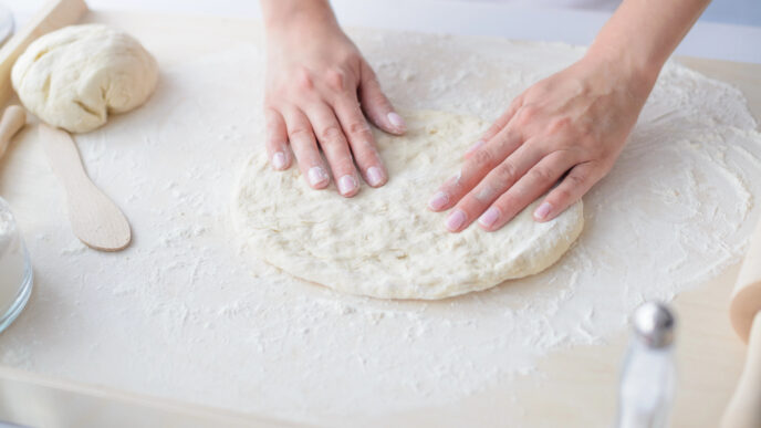 Čo odlišuje pizzové cesto od „obyčajného“ koláča