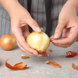 Ako krájať cibuľu bez sĺz