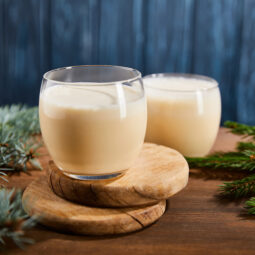 Domáci vaječný likér: klasika aj obľúbené chuťové obmeny