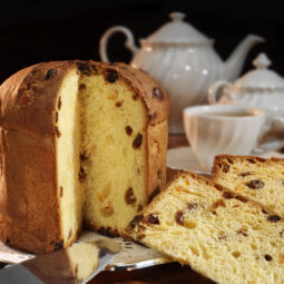 Panettone ako z Talianska: nadýchaný sviatočný bochník, ktorý vzniká pomalým kysnutím, no pripraviť ho zvládne každý