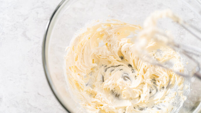 Najjednoduchší krém na cukrovinky: Maslo, cukor a nekonečné možnosti dochutenia