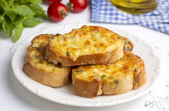 Chrumkavé zapečené toasty