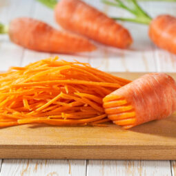 Zeleninová pomazánka zo zeleru a mrkvy, ktorá vždy zaujme