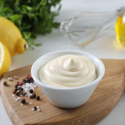 Majonéza: Ako ju urobiť ľahšou a stále chutnou