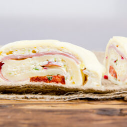 Syrové roládky ako ideálne silvestrovské pohostenie: jednoduchý nápad, ktorý vyzerá slávnostne