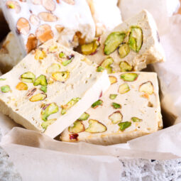 Domáci turecký med: rýchla sladkosť zo štyroch surovín, ktorá poteší aj ako darček