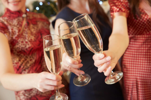 Prečo sa Silvester bez alkoholu takmer neoslavuje?