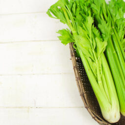 Stopkový zeler: nenápadná zelenina s výnimočnými účinkami