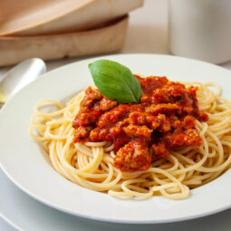 Domáce boloňské špagety: overený recept, ktorý chutí celej rodine