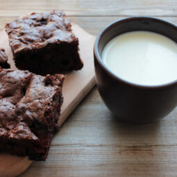 Čokoládové brownies inak: tajnou ingredienciou je červená repa