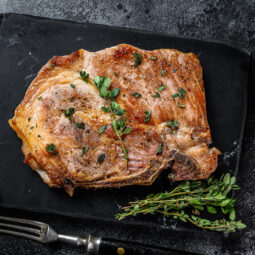 Šťavnatá pečená krkovička s bylinkami