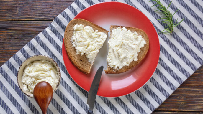 Krémová syrová nátierka z hermelínu a tvarohu